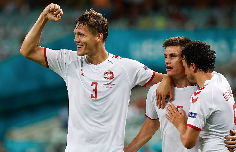 Le Danemark se qualifie pour les demi-finales du Championnat d'Europe de l'UEFA